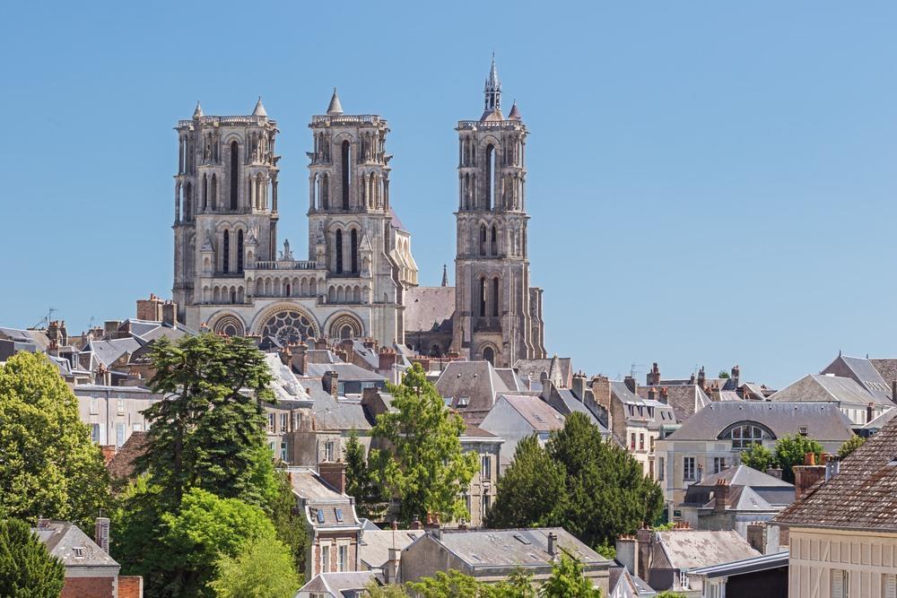 Laon bezoeken  Merkwaardige stad Champagne