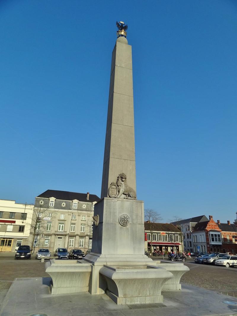 Ronse  bezienswaardigheden Grote Markt